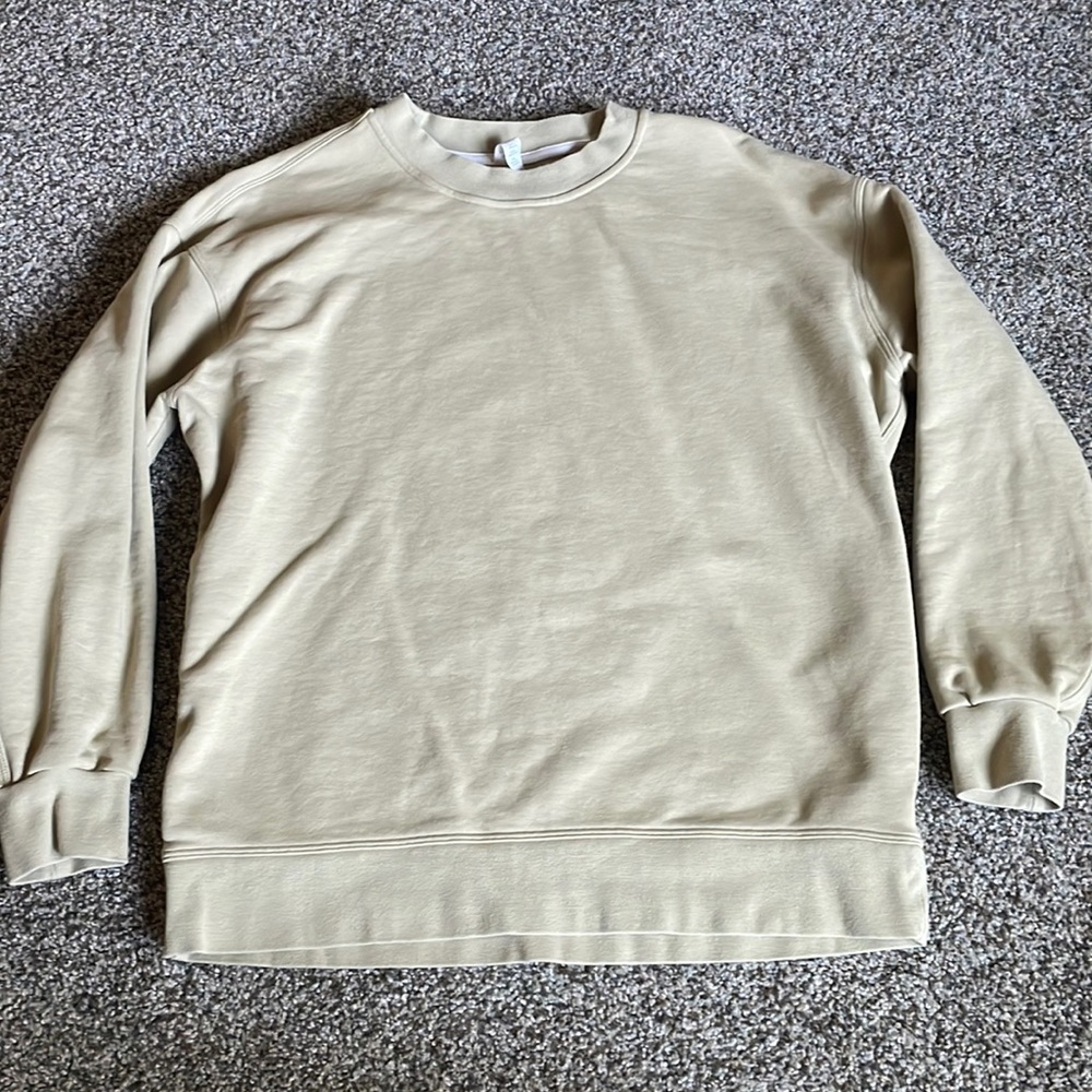 Lululemon crew neck sweatshirt